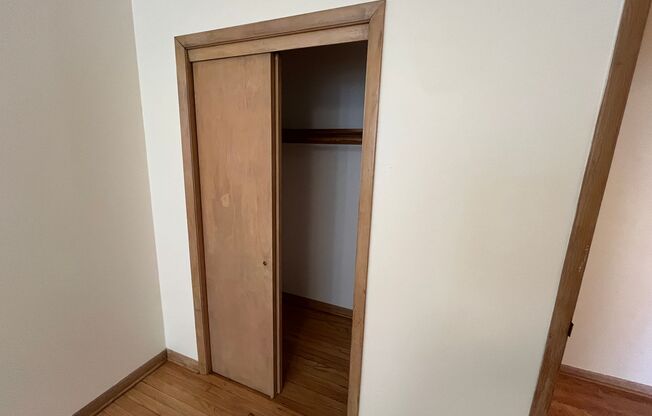 Packard Ave 2-Bedroom Apartment w/ Two Parking Spots