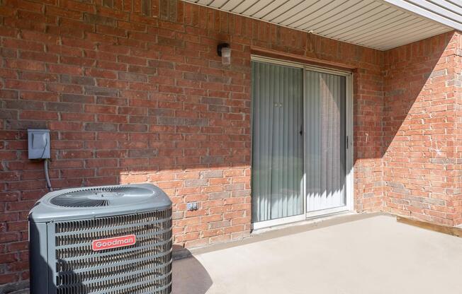 4 beds, 2 baths, 1,358 sqft, $1,798