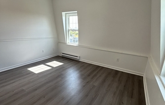 12 WALNUT ST