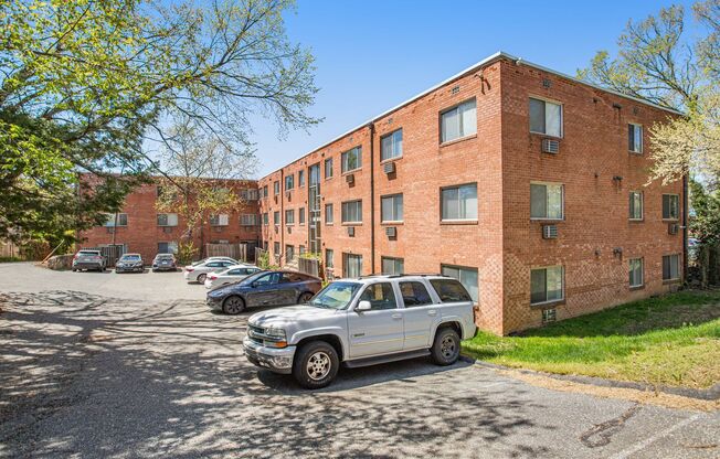 Studio, 1 bath, 368 sqft, $1,595, Unit 111