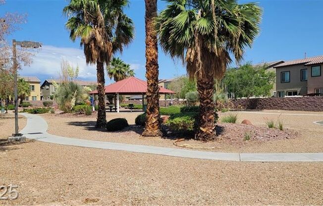Spacious Solar-Powered Living in Gated Mesa Verde