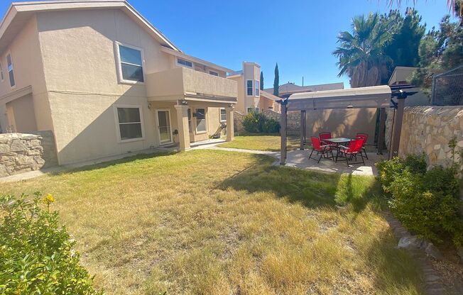 3 beds, 2.5 baths, $1,900