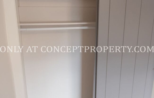 2 beds, 1 bath, $1,499, Unit 24