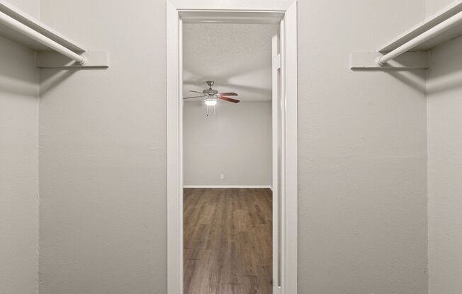 1 bed, 1 bath, 600 sqft, $949, Unit 2001-125