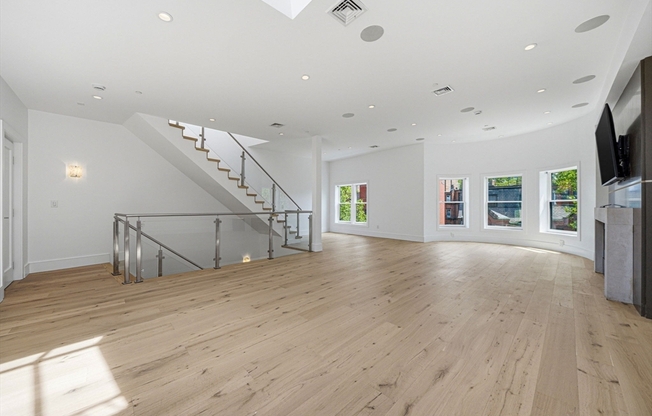 431 MARLBOROUGH ST