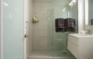 Studio, 1 bath, $3,700, Unit 7D