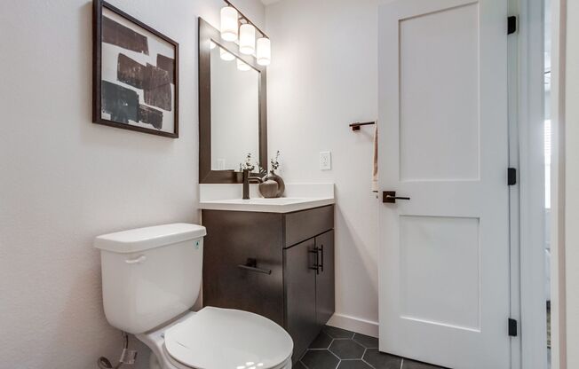 3 beds, 2 baths, 970 sqft, $3,495, Unit 4880-1