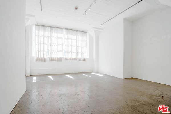 Studio, 1 bath, 720 sqft, $2,100, Unit 415