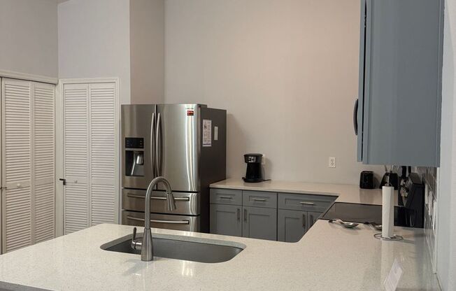 FREE RENT!!!Condo at Club Cortile, Luxury Condominiums and Townhomes.