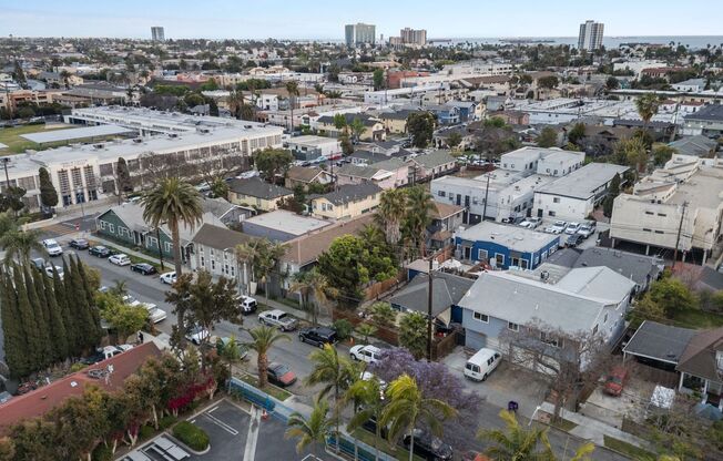 1056 E 6th, Long Beach