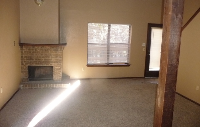 2 beds, 2 baths, $795