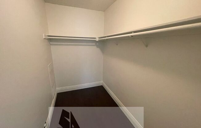 1 bed, 1 bath, $2,100