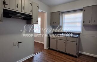 3 beds, 1 bath, $1,050