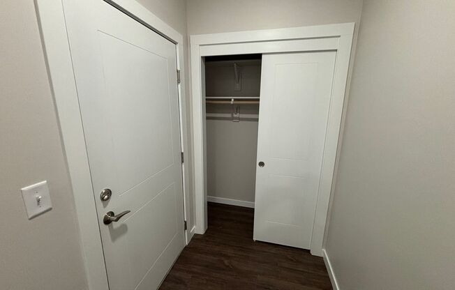 2 beds, 2 baths, 915 sqft, $1,845, Unit 401 - B1182 Corner Unit