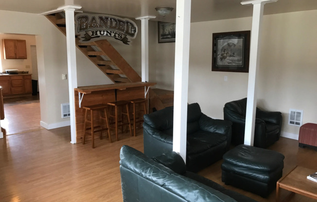 Short Term Rental - Available until 9/30/25