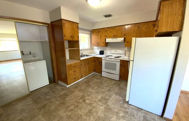 2 beds, 1 bath, 750 sqft, $1,895