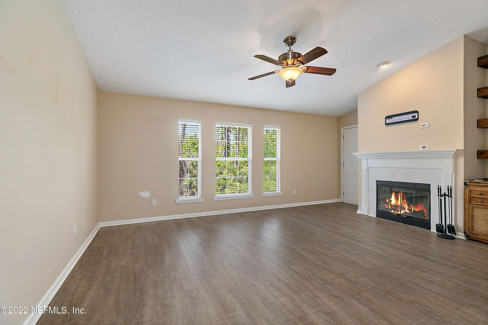 Great Jax Beach Location!
