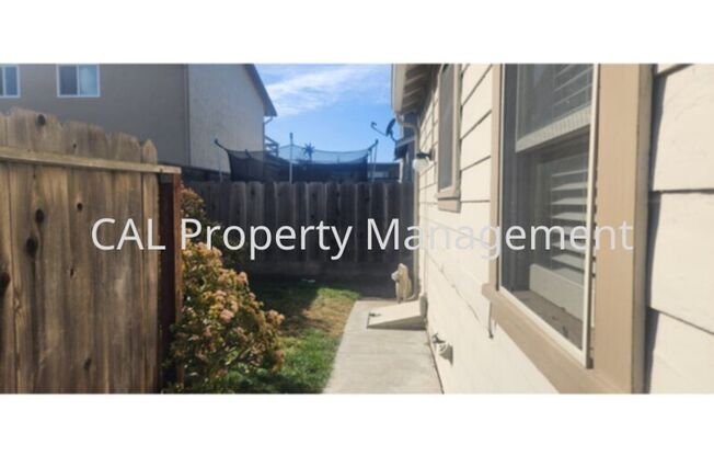 2 beds, 1.5 baths, $3,195