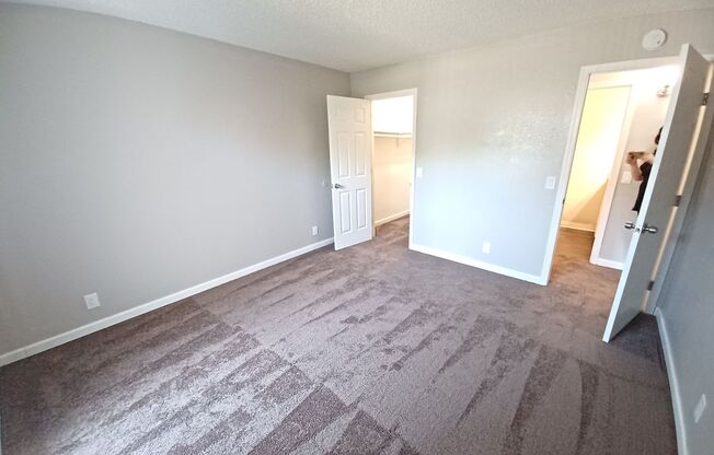 2 beds, 1 bath, 800 sqft, $1,500, Unit UNIT 22