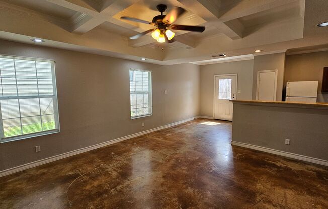 3 beds, 2.5 baths, 1,266 sqft, $1,450