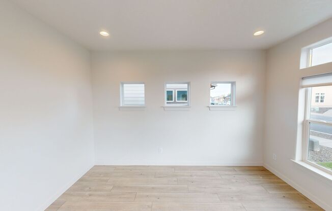 3 beds, 2 baths, 1,064 sqft, $1,895, Unit 349 Arissa