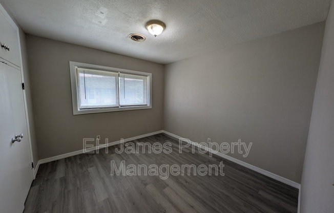 8014 E 2 ST