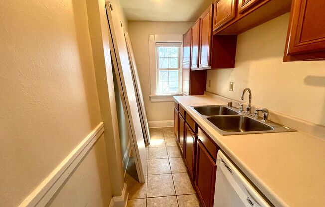 3956-3958 N Murray