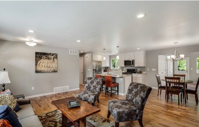 Modern 3 Bedroom 1 Bath Near Downtown Longmont!
