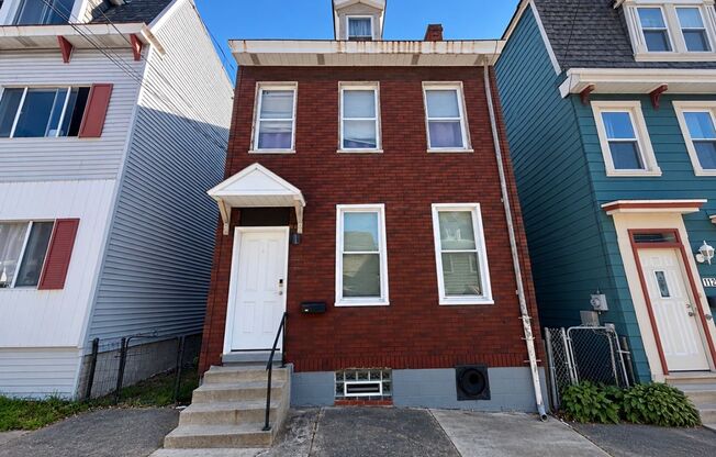 114 Sedgwick Street (Duplex) (Full Service Plan)