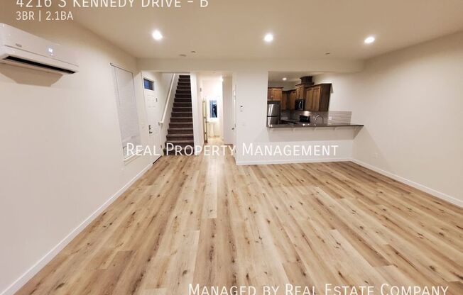 4216 S. Kennedy Dr, Unit B
