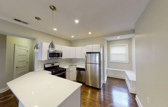 20 JFK St Apt 4