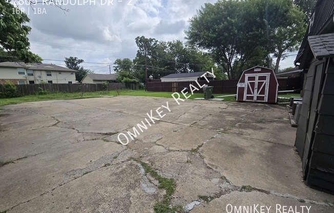 1805 RANDOLPH DR
