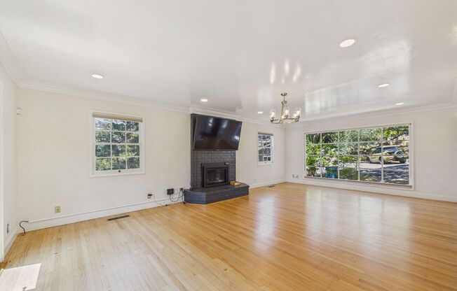 Beautiful serene and private Belmont home