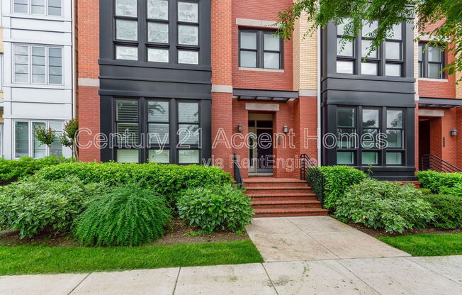 1935 RICHMOND HWY