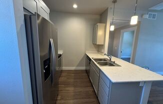 RH213 - Josephine Corner Apartments