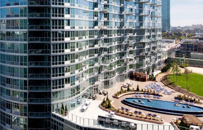 Studio, 1 bath, 425 sqft, $3,570, Unit 3714