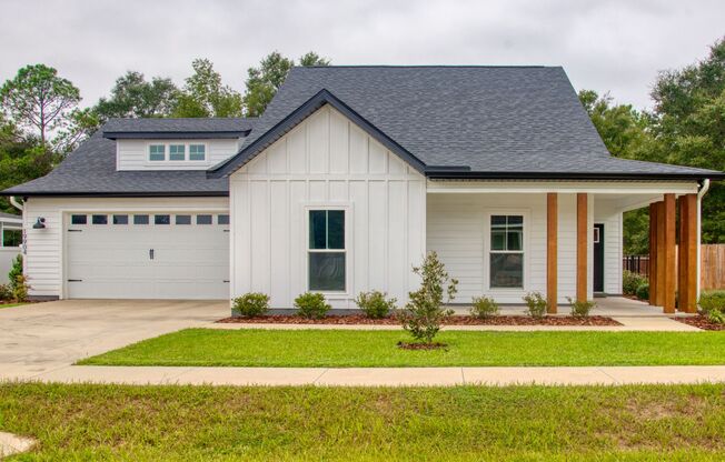 Elegant Modern Farmhouse in High Springs