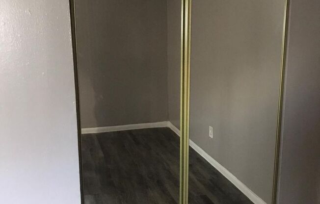 2 beds, 1 bath, 750 sqft, $1,650, Unit 5200-20