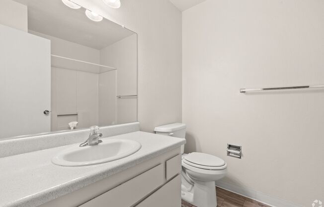 2 beds, 2 baths, 950 sqft, $1,725, Unit CG407