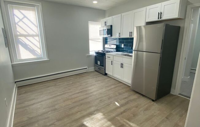 1 bed, 1 bath, $1,395, Unit 6