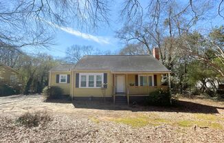 CHARMING COTTAGE IN NORMALTOWN AVAILABLE AUGUST 2025!