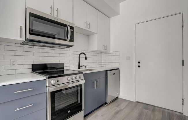 1 bed, 1 bath, 500 sqft, $1,895, Unit 106