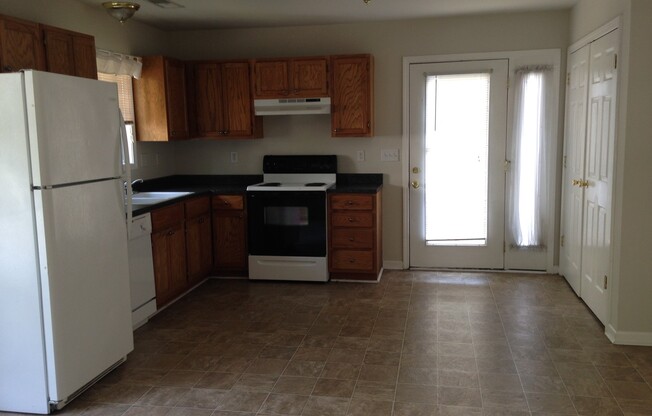 4 beds, 2 baths, $2,900