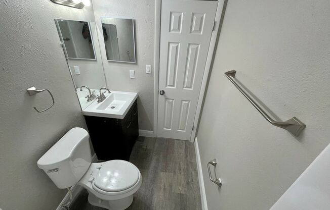 1 bed, 1 bath, 600 sqft, $1,366.66, Unit Unit 108