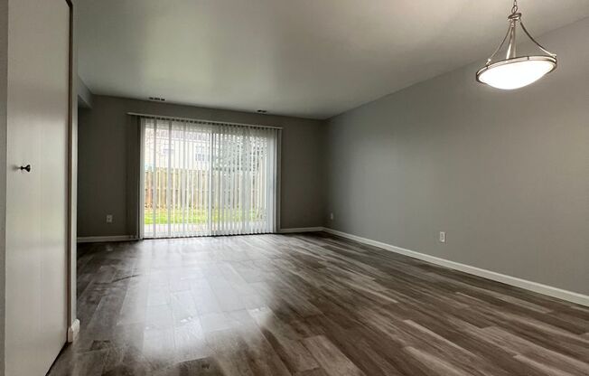 2 beds, 1.5 baths, 1,050 sqft, $1,545, Unit 1115 Highfield Court