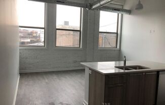 3 beds, 2 baths, $3,625, Unit 205