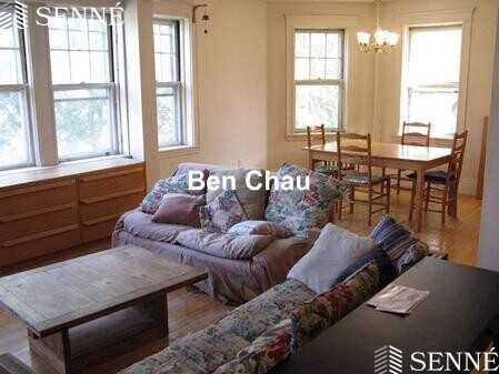 44 LANGDON ST