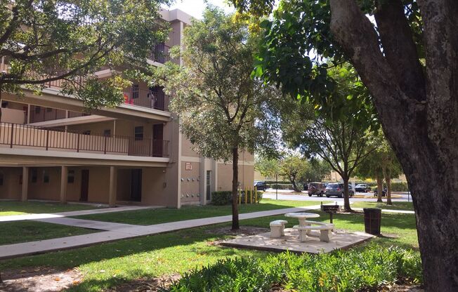 Coral Haven Apartments