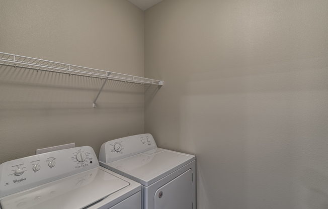 Studio, 1 bath, 611 sqft, $1,030, Unit 306