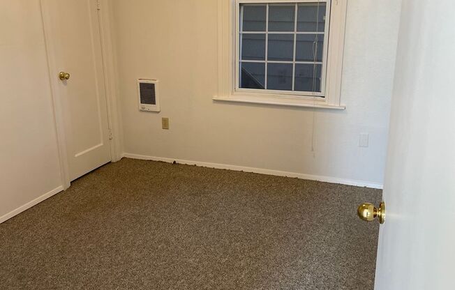 1 bed, 1 bath, 955 sqft, $1,495